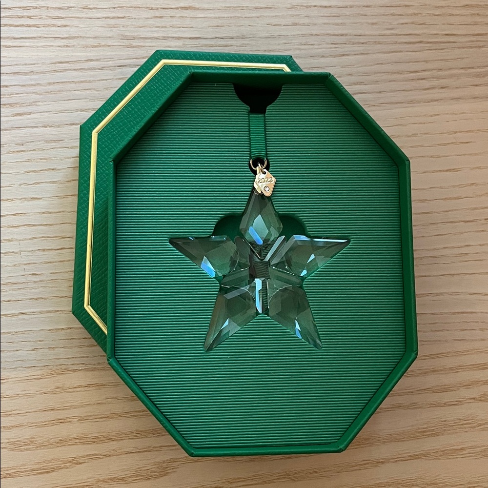 NWT SWAROVSKI Annual Limited Edition Hanging Ornament 2023